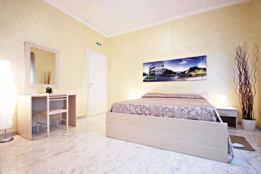 Holiday And Guest house